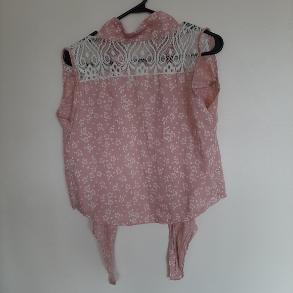 Shirt - Picture 3 of 3